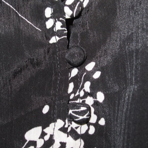 Easel Flutter Sleeved Tiered Black Dress with Smocking - Picture 4 of 7